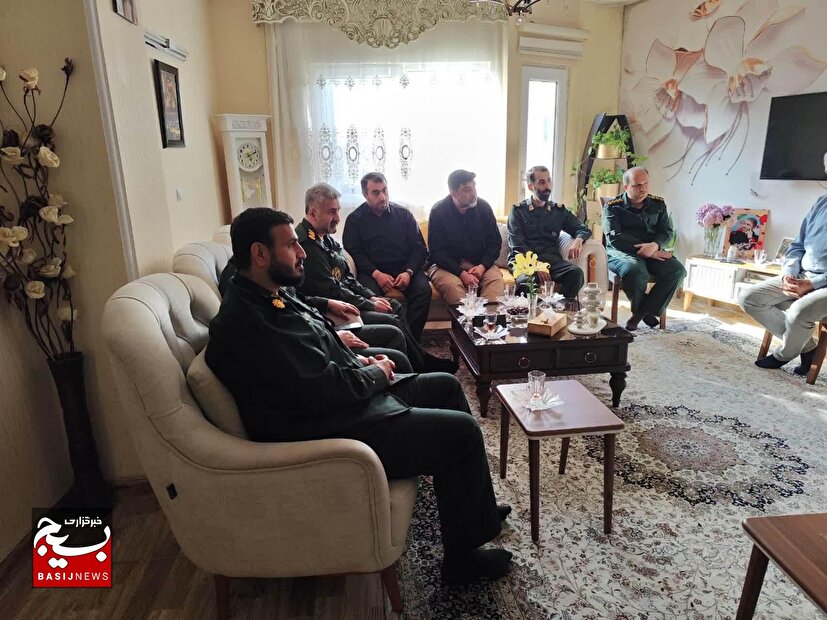 «مقاومت و ایستادگی» درس مکتب توحیدی امام شهیدکه الگویی الهام بخش برای همه ملتهای آزاده جهان  شده است