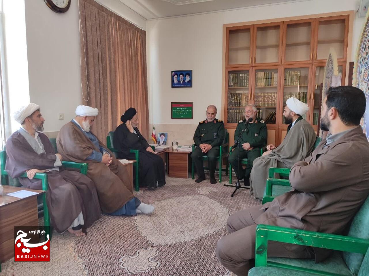 رهبر شهید انقلاب بیش از ۳۷ سال برای ساختن ایران قوی مجاهدت کردند