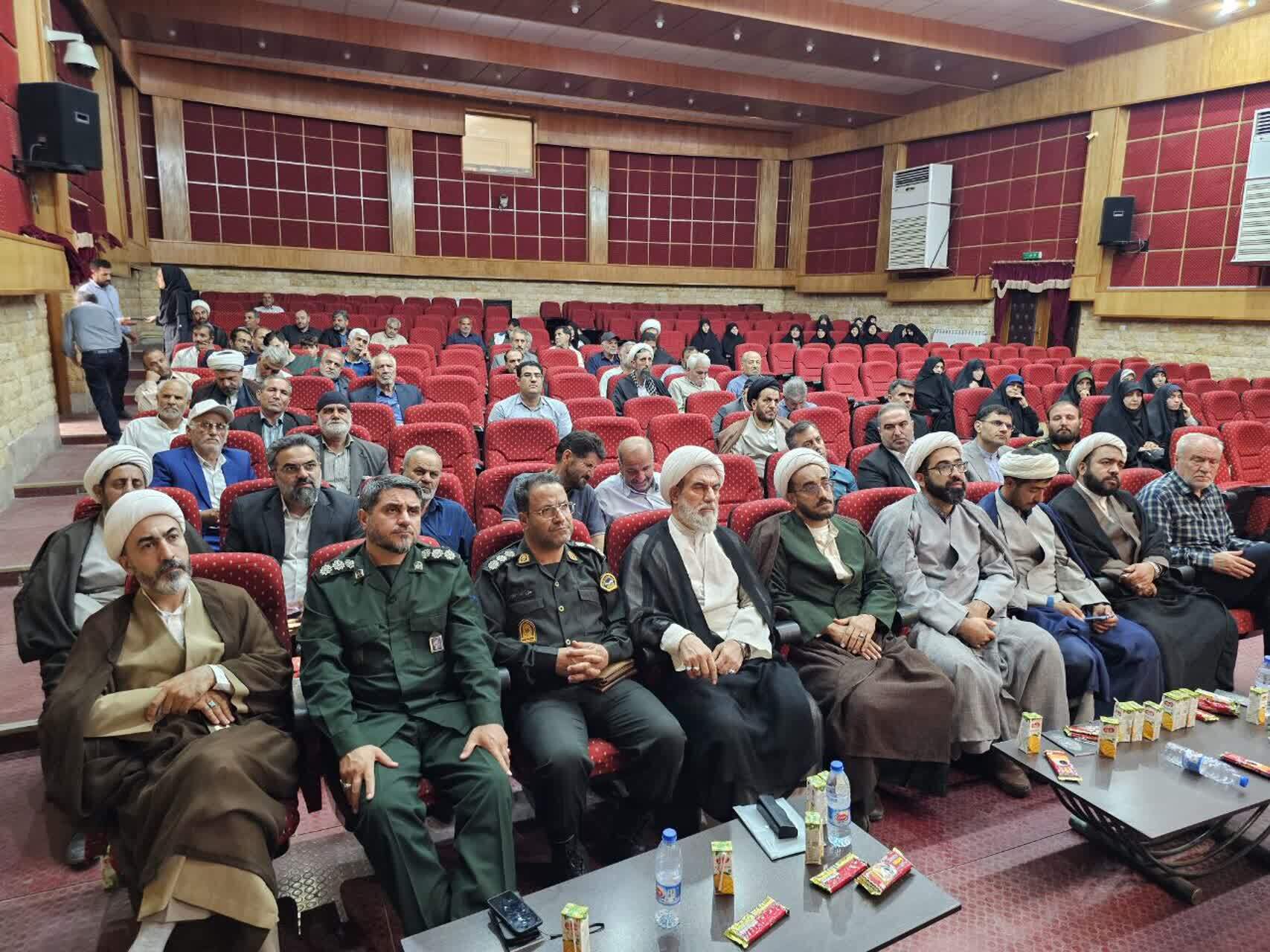 همایش «طلایهداران حسینی» در شهر بوئین زهرا همایش «طلایهداران حسینی» در شهر بوئین زهرا