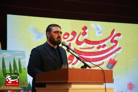 یادوارههای شهدا، فرصتی ارزشمند برای ترویج فرهنگ ایثار و مقاومت است یادوارههای شهدا، فرصتی ارزشمند برای ترویج فرهنگ ایثار و مقاومت است