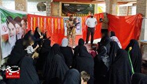 بانوان لالی سلاح به دست گرفتند