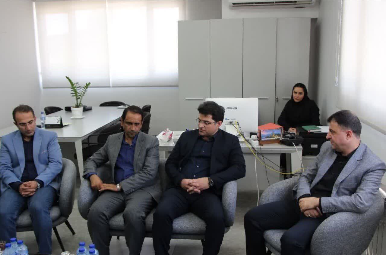 بازدید حمید دهرویه معاون هماهنگی امور اقتصادی استاندار سمنان از شرکت فسفات سمنان / شهرک صنعتی سمنان