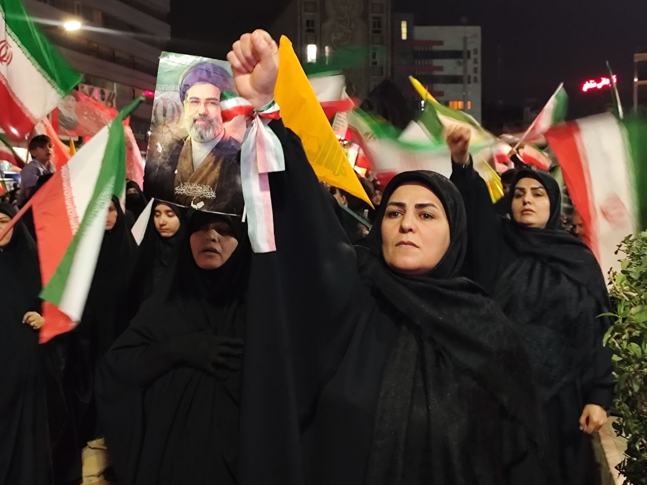 اشک‌ها و حماسه در شب سوم محرم؛ کرمان یک‌صدا «یا حسین» گفت