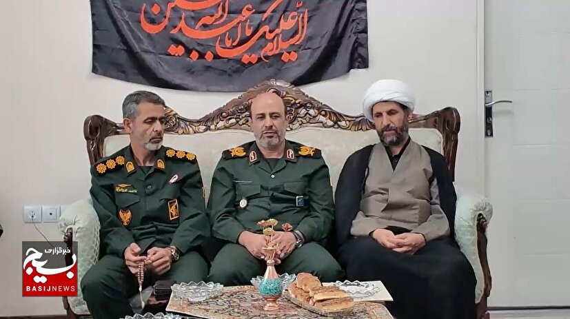 دیدار فرمانده سپاه استان البرز،  با خانواده سه شهید والامقام جنگ ۱۲ روزه استان
