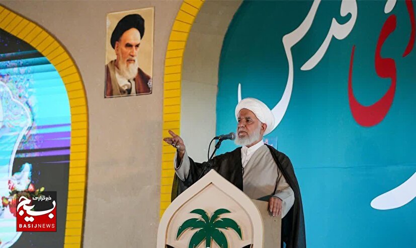 تاکید امام جمعه موقت اهواز بر تقویت همدلی و همبستگی در جامعه اسلامی