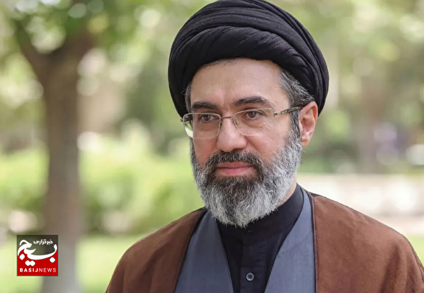 رهبر معظم انقلاب: مصوبات مجلس معطوف به امیدآفرینی و آینده‌سازی کشور باشد