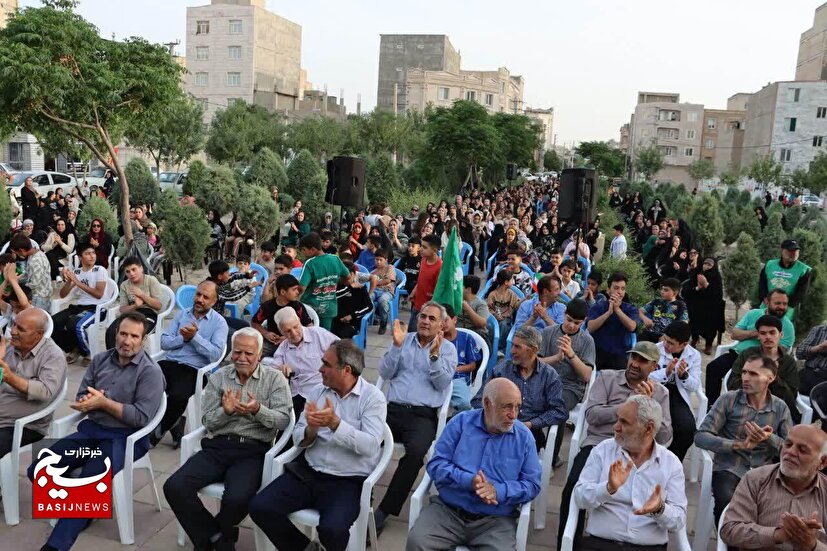 برگزاری جشن بزرگ دهه امامت و ولایت در محله فرهنگیان ماهدشت/ نوای  امام علی (ع) در این شهر طنین انداز شد
