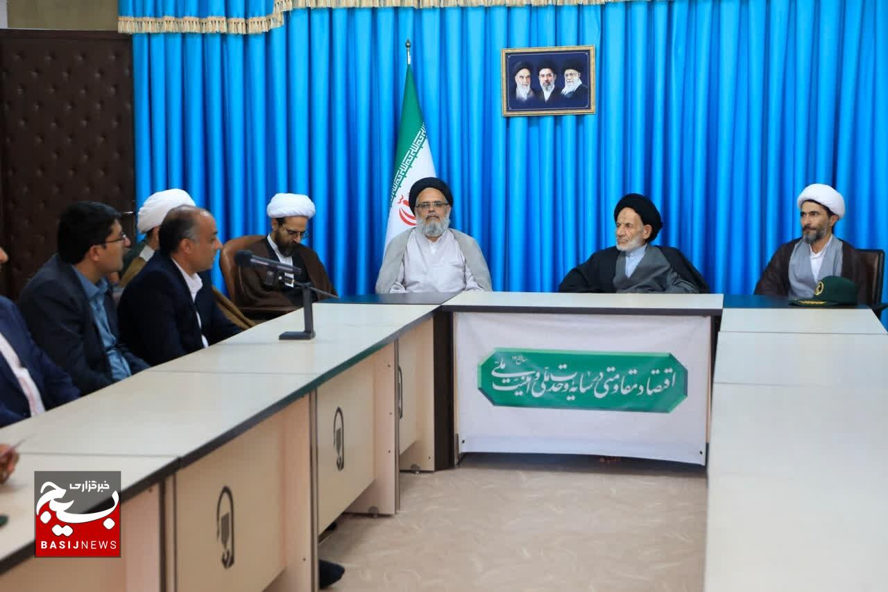 شهدا برای آینده ایران سرمایه‌گذاری کردند