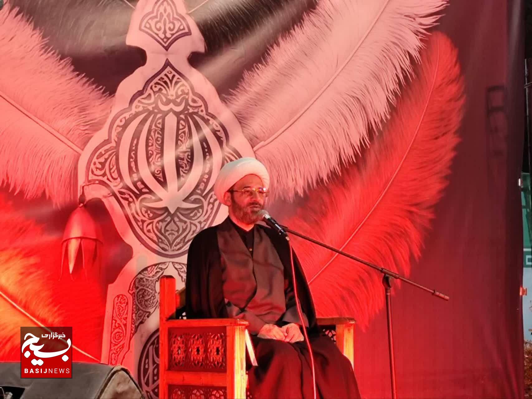 در شب هفتم محرم؛ میدان کوثر غرق در عزا و عشق حسینی