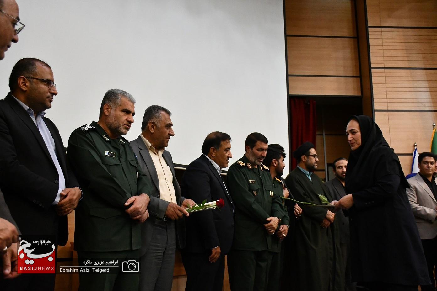 تجلیل از جهادگران عرصه امنیت غذایی در یاسوج تجلیل از جهادگران عرصه امنیت غذایی در یاسوج