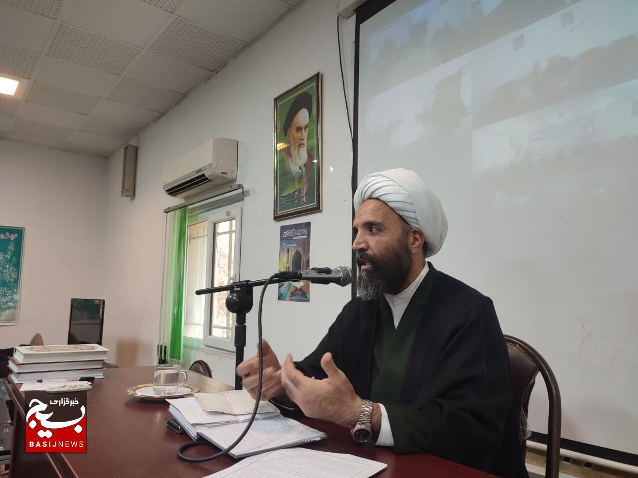 لازمه مقابله با دشمن، فهم و عمل درست به فرمايشات رهبر معظم انقلاب است