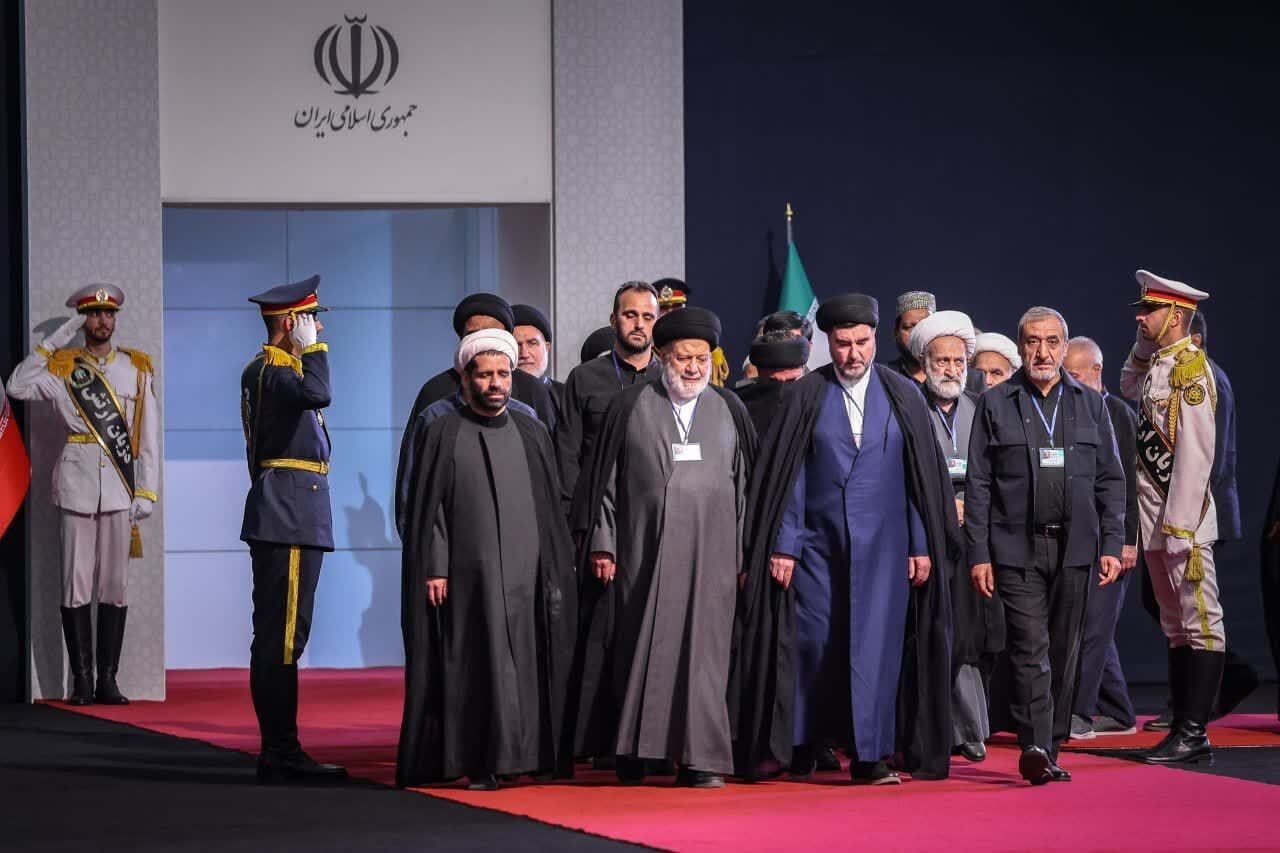 میثاق جهانی با رهبر شهید ایران