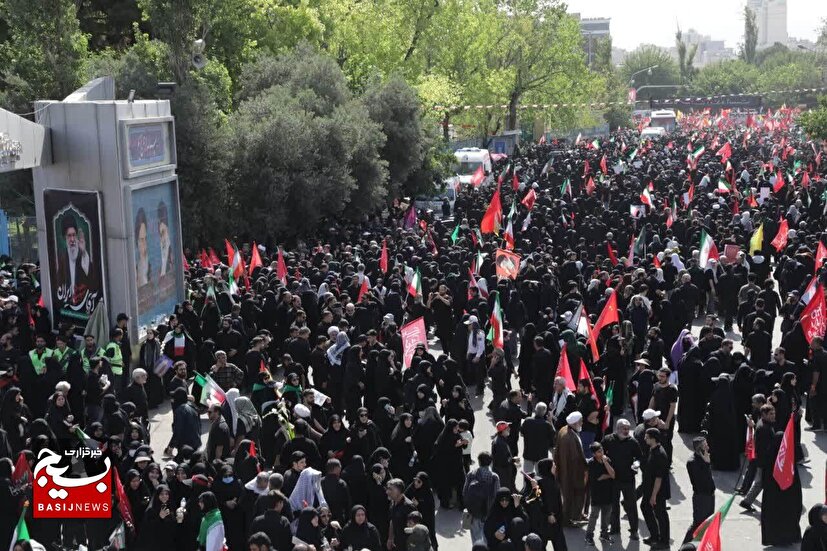 وداع با رهبر شهید انقلاب در تهران+ عکس