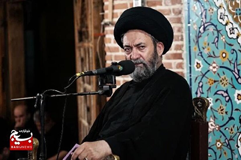برای انتقام رهبر شهید نه یک شخص بلکه باید اندیشه ناپاکی که دنیا را با حق ویژه اداره می کند را ذبح کنیم