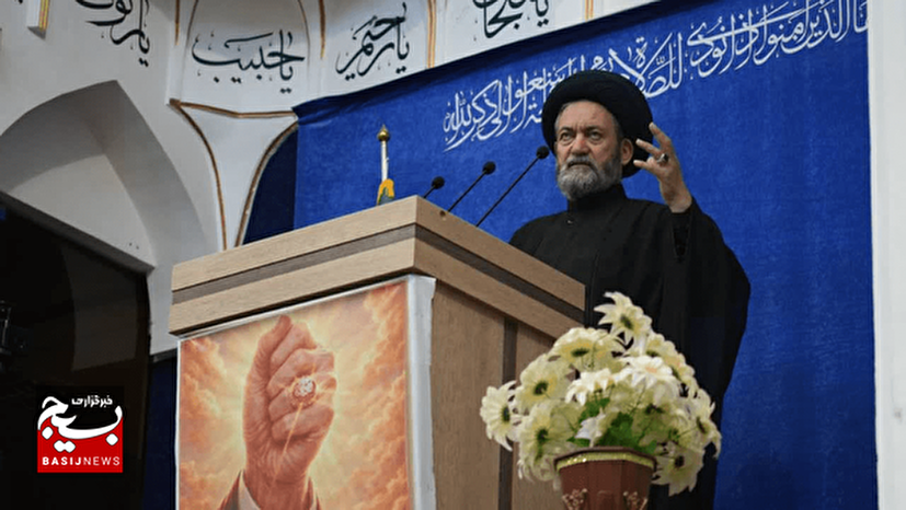 تشییع رهبر شهید یک رفراندوم کامل از طرف ملت است