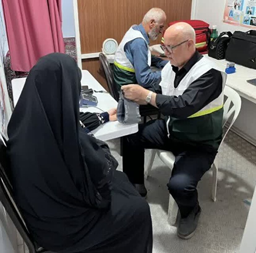 همه در میدان خدمت، برای زائران رهبر شهید