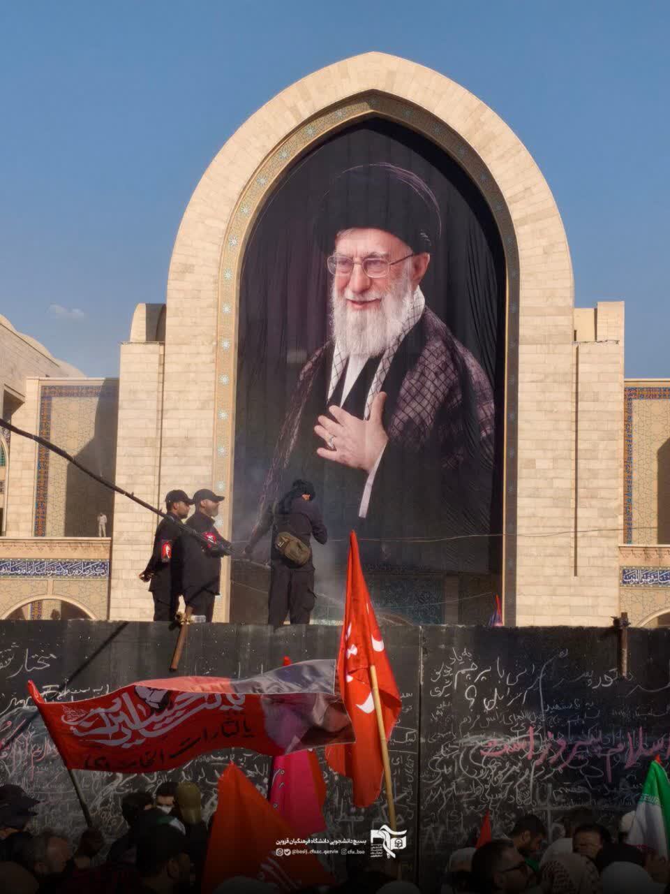 پخت و توزیع روزانه ۲۰ هزار پرس غذا توسط سپاه قزوین در مراسم وداع با امام شهید در تهران