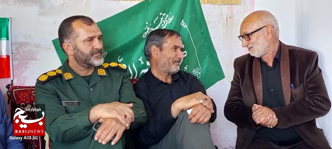 بازدید سرزده مسئولان استانی از موکب دهیاریهای بخش سده در بازارچه روم