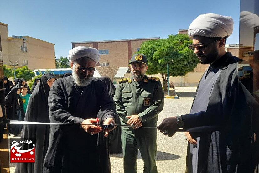 افتتاح نمایشگاه «قصه آقا» در نهاوند+تصاویر