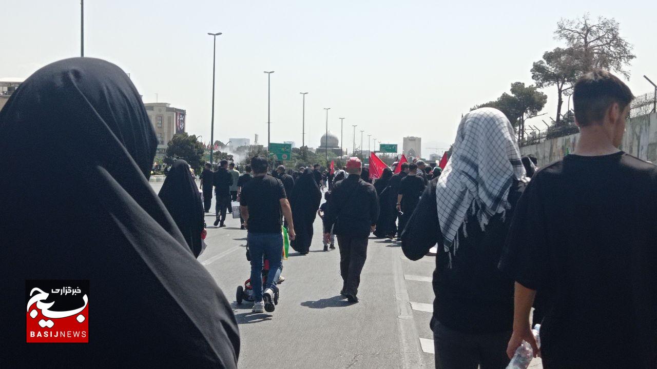 امام امروز هم امت را در آغوش کشید