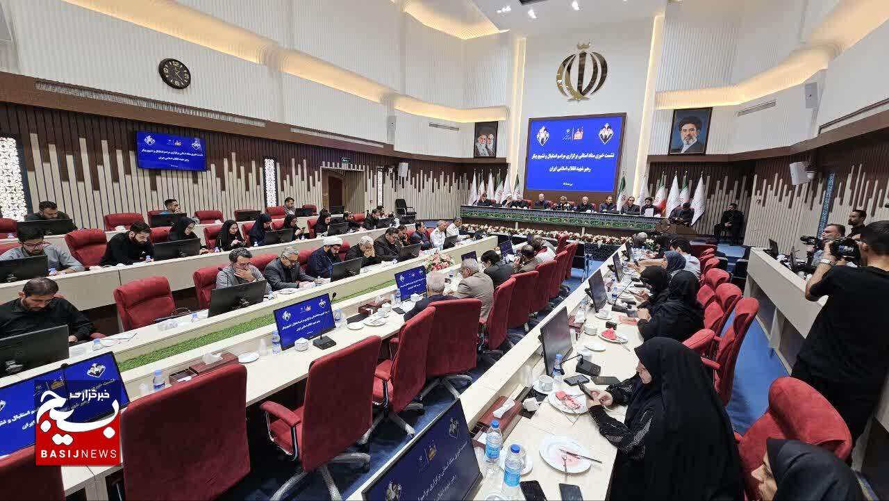 مشهد آماده میزبانی از بزرگ‌ترین بدرقه تاریخ انقلاب اسلامی است