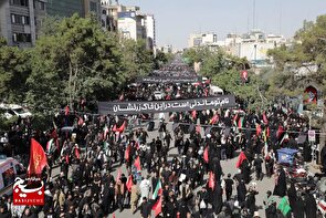 وداع با رهبر شهید انقلاب در تهران+ عکس