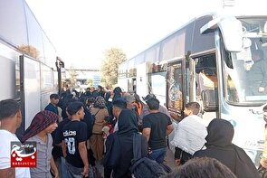 ۸۸ کارگر سیستان و بلوچستان برای وداع با رهبر شهید عازم مشهد شدند