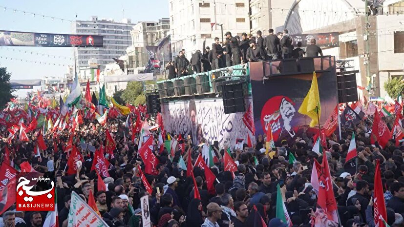 مراسم تشییع پیکر مطهر آقای شهید ایران - مشهد