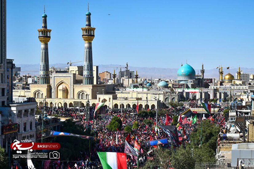 روایت تصویری از مراسم تشییع آقای شهید ایران در مشهد