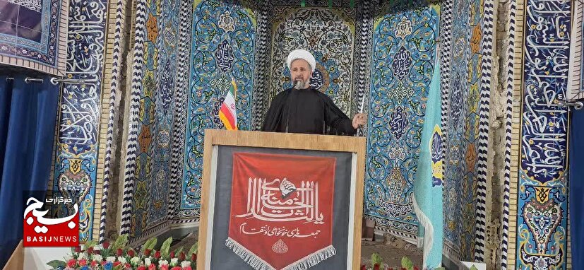 حضور باشکوه مردم در تشییع رهبر شهید؛ نمایش وحدت ملی در برابر توطئه‌های دشمنان