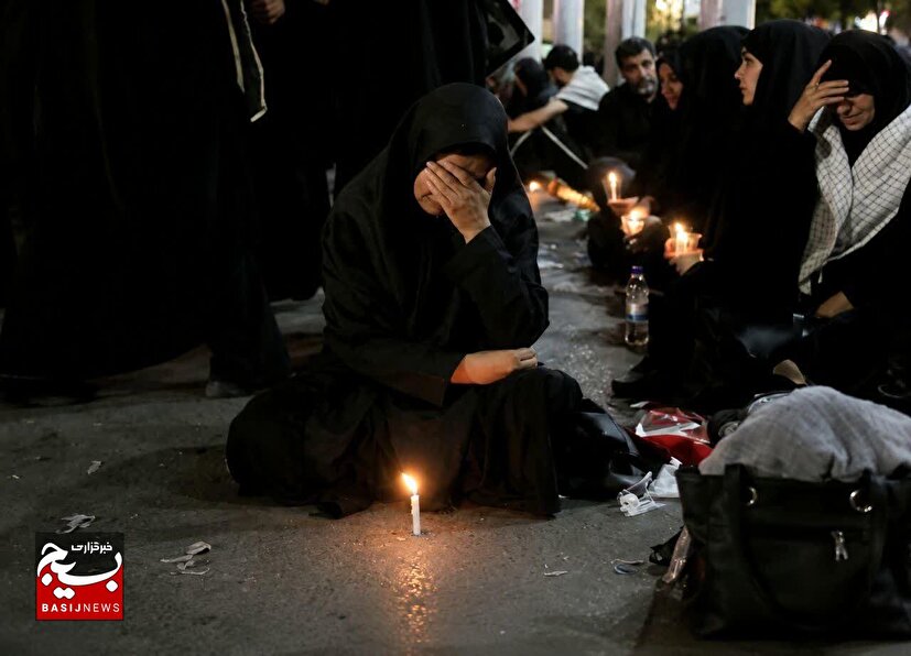 پویش «هزار شمع، هزاران عهد»؛ تجدید بیعت مردم مشهد با آرمان‌های امام شهید و رهبر انقلاب