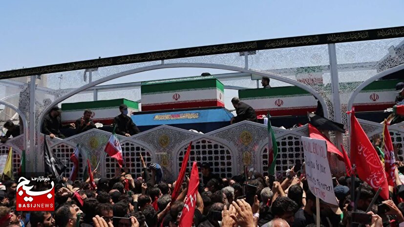 بدرقه و وداع مردم دارالارشاد استان اردبیل با پیکر مطهر «آقای شهید ایران» در تهران