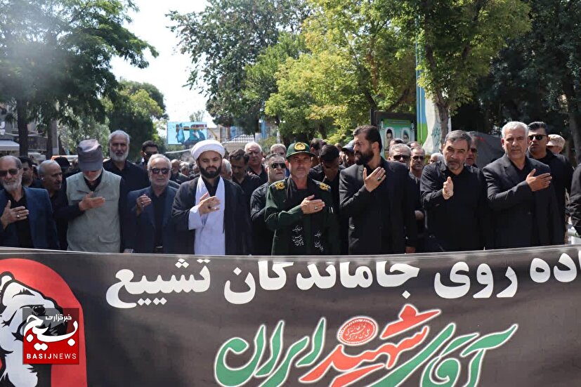 کلیپ| دل‌هایی که جا نماندند؛ راهپیمایی جاماندگان تشییع رهبر شهید انقلاب در اردبیل