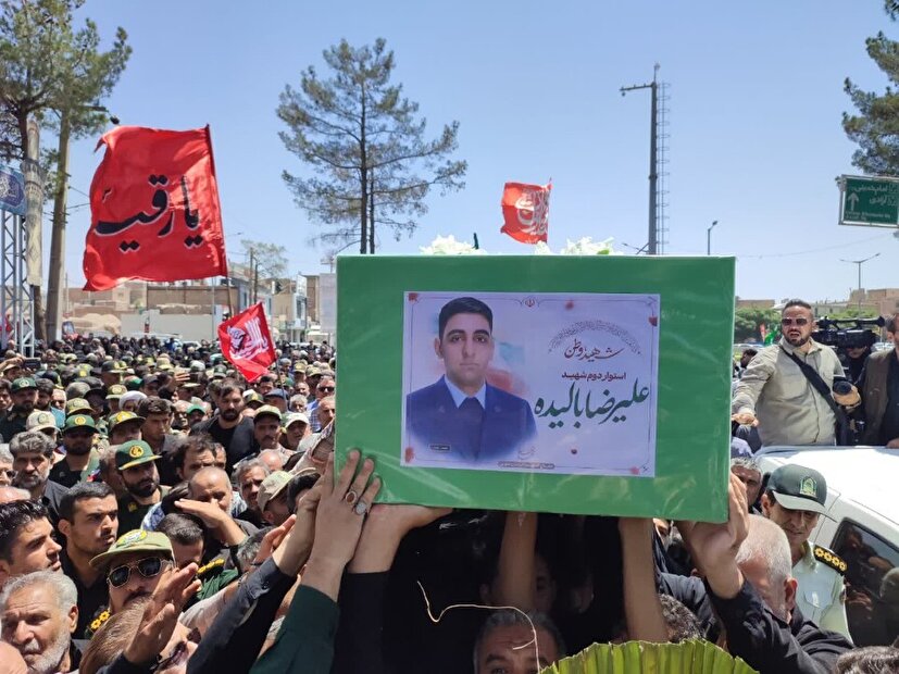 برگزاری مراسم تشییع پیکر مطهر شهید سرافراز بالیده در بیرجند