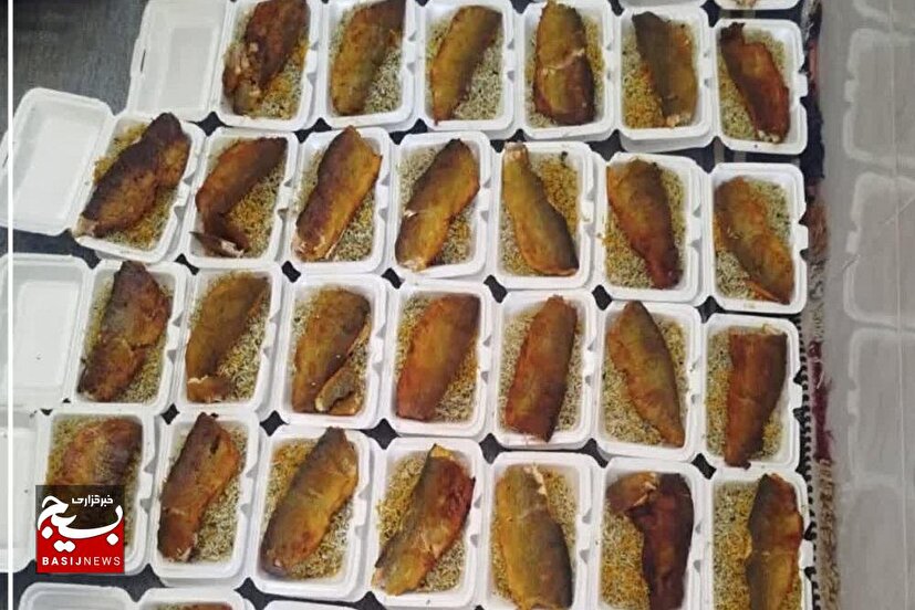 خدمت رسانی جهادی به رزمندگان در سرخه