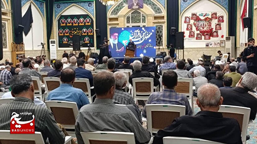 محفل انس با قرآن در مسجد امام حسن عسکری قزوین به مناسبت بدرقه آقای شهید ایران