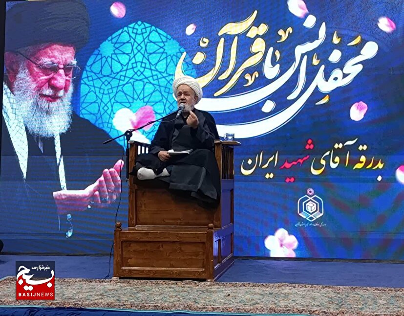  ملت ایران از مطالبه انتقام عقب‌نشینی نخواهد کرد/تیم مذاکره‌کننده باید با اقتدار از حقوق ملت ایران دفاع کند
