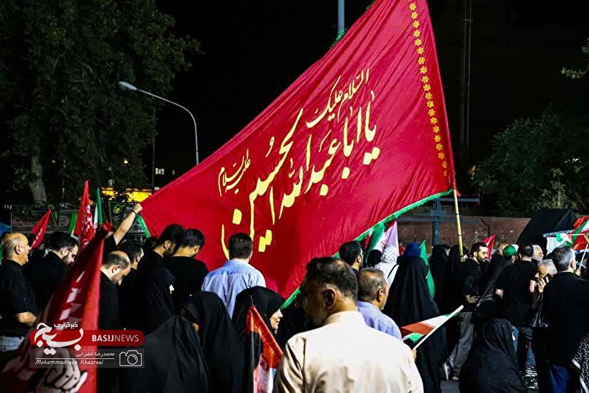 ادامه حضور مقتدرانه و حماسی مردم خونخواه تهران