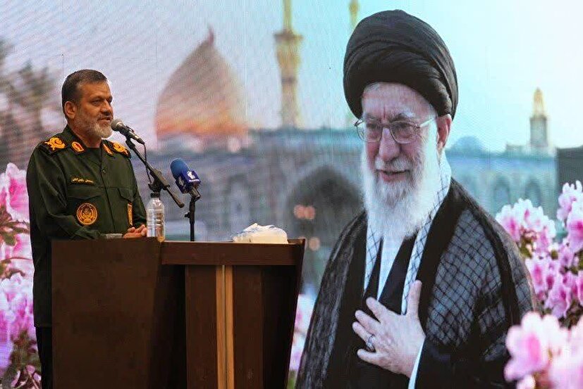 امام شهید چراغ راه انقلاب و الگوی مقاومت است