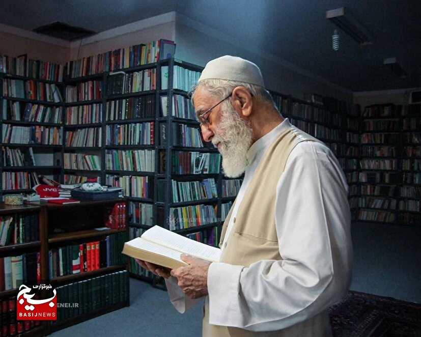 قرآن، محور حیات طیبه و سلاح نبرد تمدنی