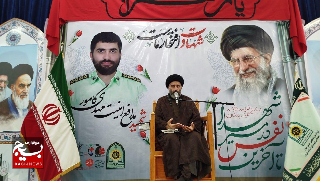 ایستادگی در مسیر حق، شهادت را هموار میسازد ایستادگی در مسیر حق، شهادت را هموار میسازد
