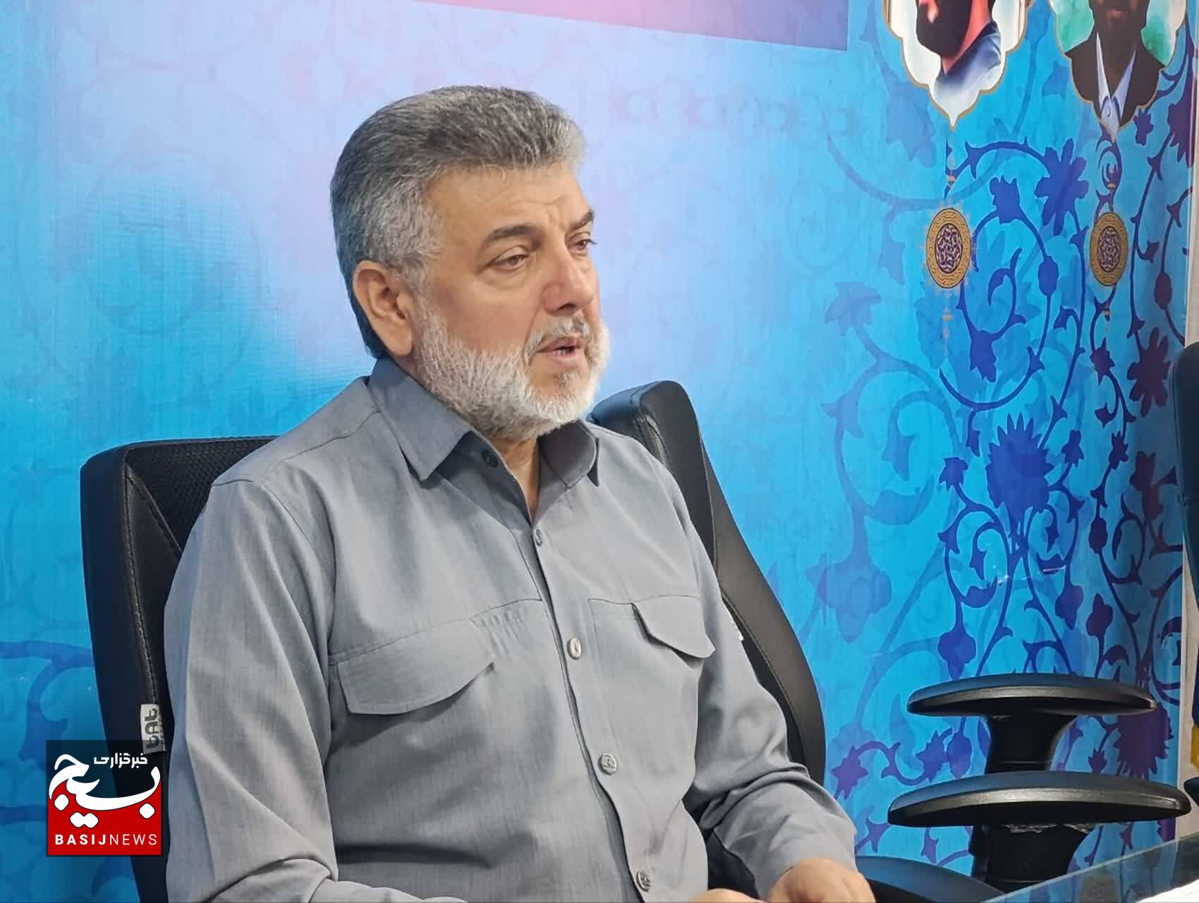 نفوذ فرهنگ غرب پوشش را به ابزار سودجویی تبدیل میکند نفوذ فرهنگ غرب پوشش را به ابزار سودجویی تبدیل میکند