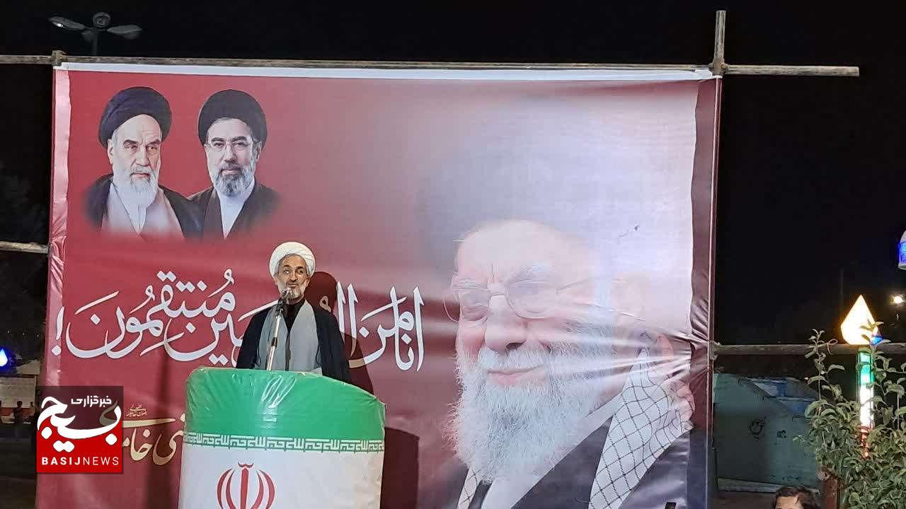 حضور مردم، پشتوانه روحیه رزمندگان و رمز استمرار پیروزیها است