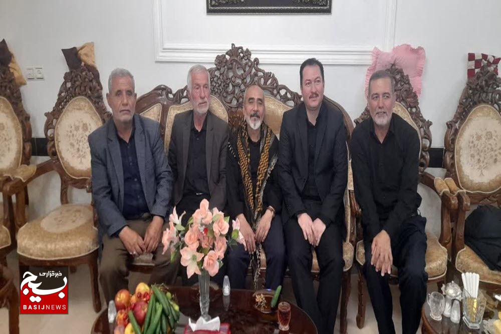 جانبازان سند افتخار این مرز و بوم هستند
