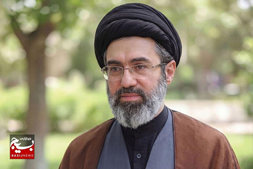پیام تسلیت رهبر معظم انقلاب به مناسبت درگذشت مادر شهیدان مظفر