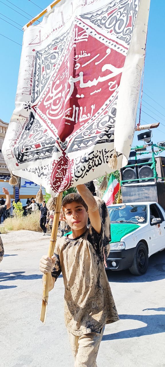 طنین «یا حسین» در قلب لرستان؛ از طفل شیرخواره تا پیران کهن‌سال/ وقتی شش‌ماهه‌های لرستان هم‌نوای زینب می‌شوند