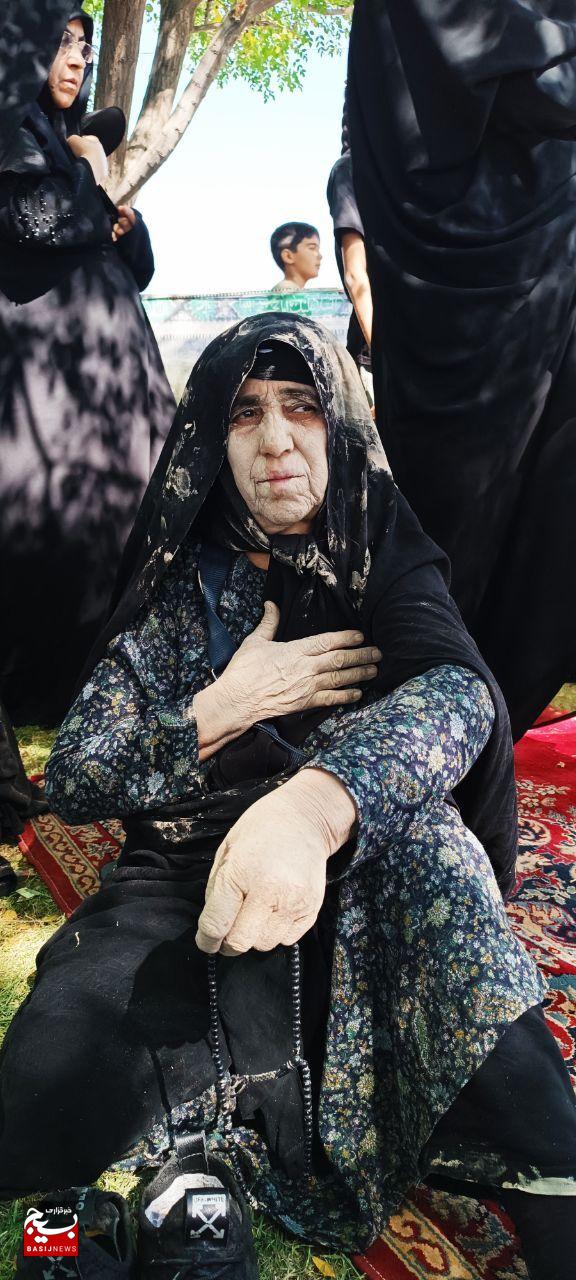 طنین «یا حسین» در قلب لرستان؛ از طفل شیرخواره تا پیران کهن‌سال/ وقتی شش‌ماهه‌های لرستان هم‌نوای زینب می‌شوند