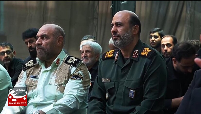 حضور فرمانده سپاه استان البرز، در مراسم عزاداری ظهر عاشورای حسینی