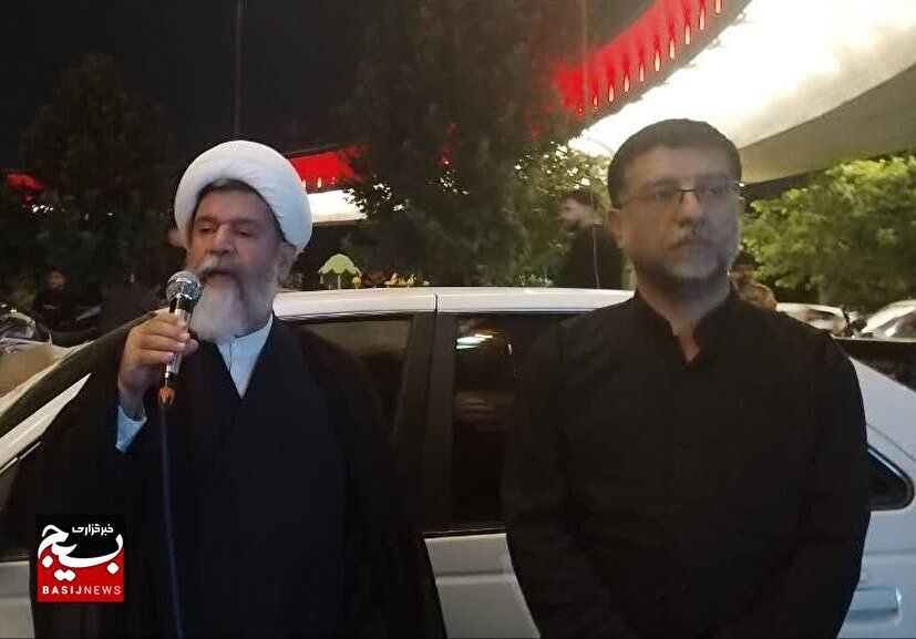 تأکید مدیر حوزه علمیه فارس بر نقش حضور مردمی در تقویت استقامت و وحدت ملی/ حضور مردم در صحنه، جلوه‌ای از استقامت و عامل تحقق نصرت الهی است