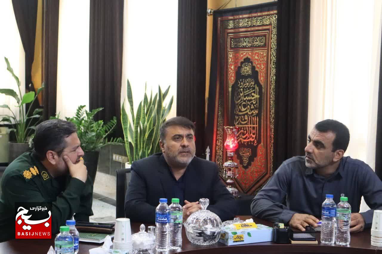 دیدار معاون هماهنگ کننده سپاه فتح با شهردار منطقه 14 تهران/ امکانات لازم برای اسکان و پذیرایی زائران کهگیلویه و بویراحمد مهیاست